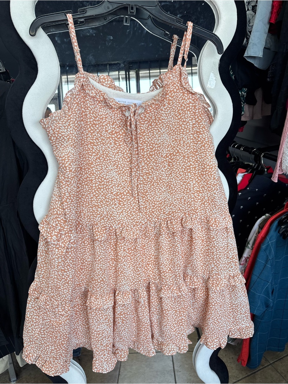 NECTAR CLOTHING Women's Tiered Midi Sundress in Dusty Peach